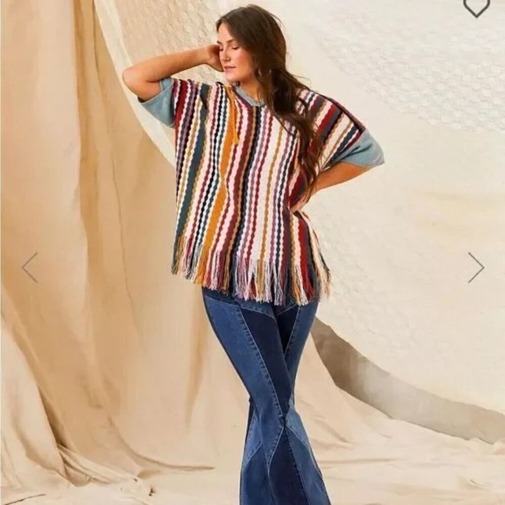 Gimmicks Oversized Striped Hooded Poncho with Fringe by BKE Sz Lg